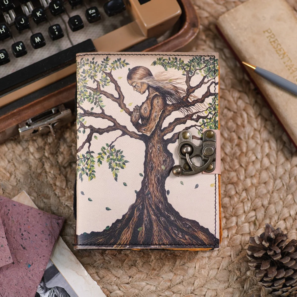 Craft Junky Vintage Leather Bound Journal - Image 11